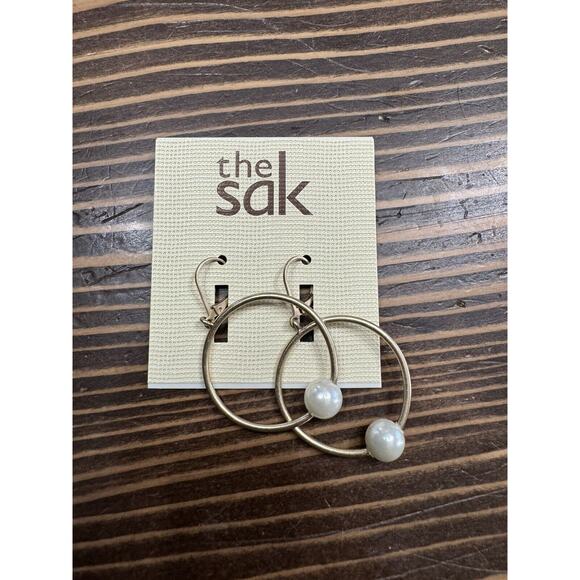 The Sak Jewelry - The Sak Matte Gold Circle Hoop Earrings w/ Pearl Detail & Lever Back NWT